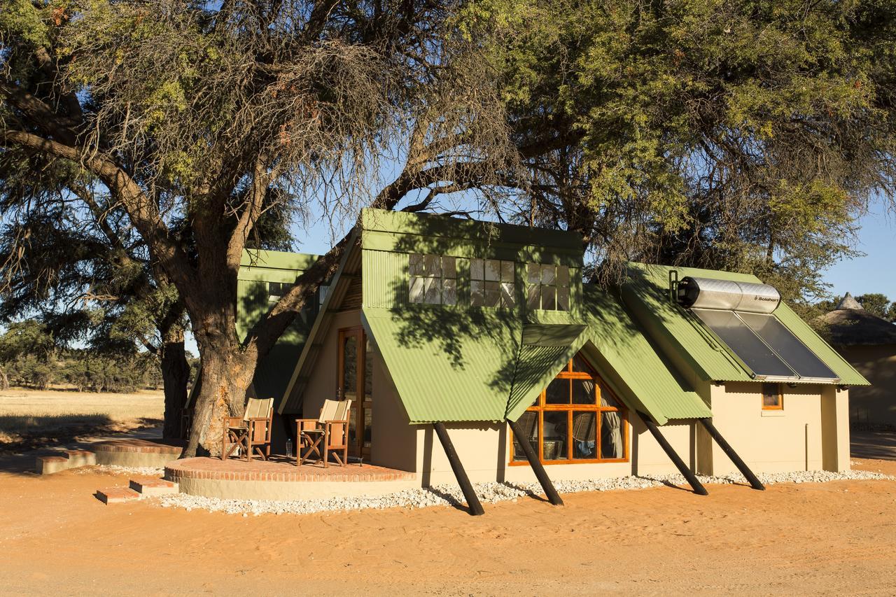 Kalahari Game Lodge Koës Kültér fotó